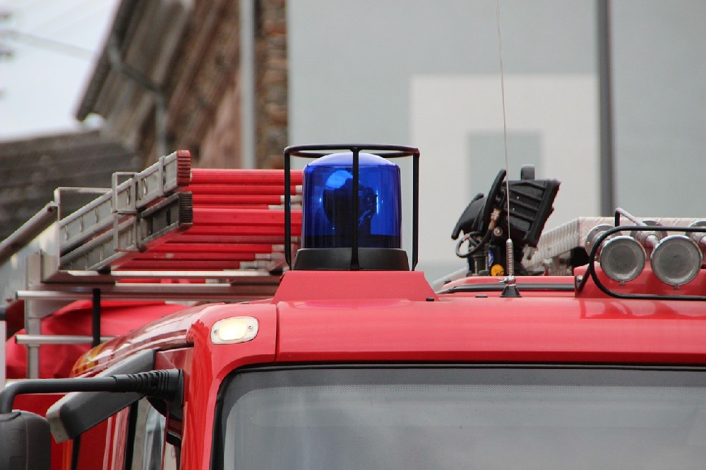 佛山汽車(chē)救援：24小時(shí)待命，讓愛(ài)車(chē)不再無(wú)助！